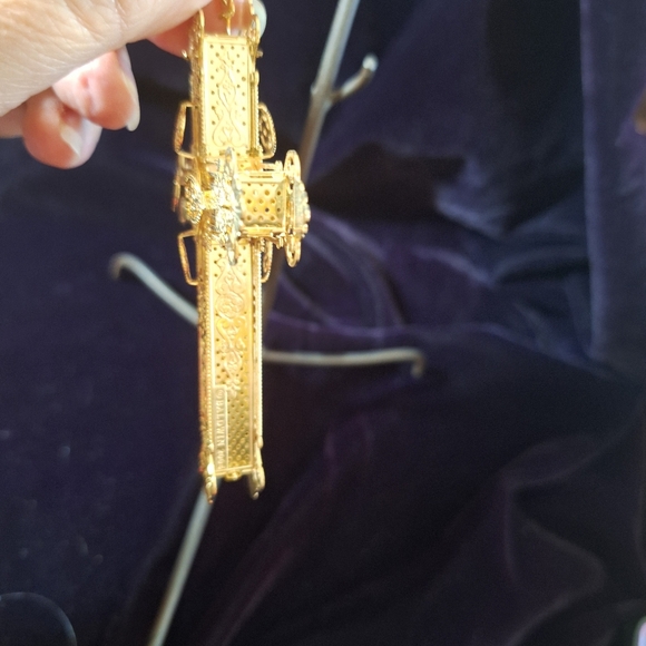 Filigree Cross Ornament - Picture 4 of 9